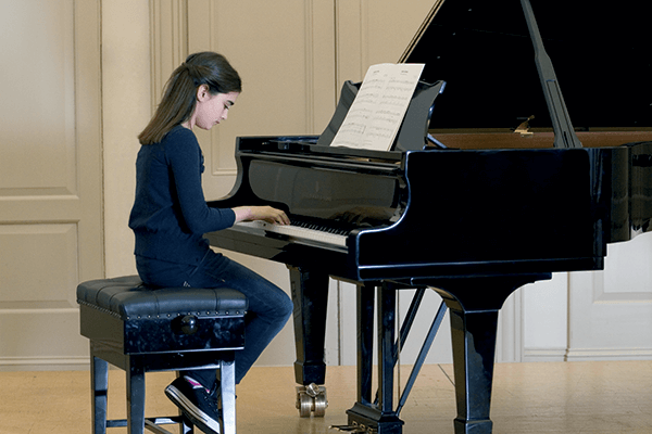 PIANO: il lavoro tecnico richiesto nell’esame di pianoforte