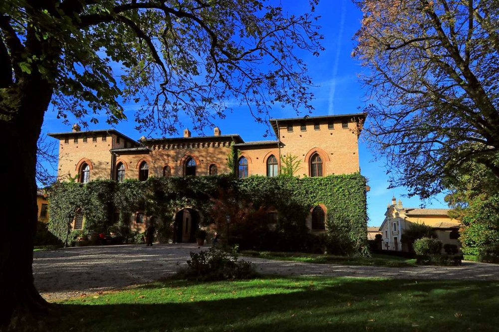 Come tenere allenato l’inglese in estate? Una vacanza studio in Italia che apre anche alla musica classica per tutti, in un castello rinascimentale nell’Oltrepò Pavese
