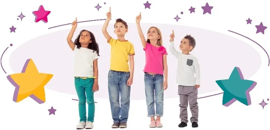 Bambini impegnati in attività creative