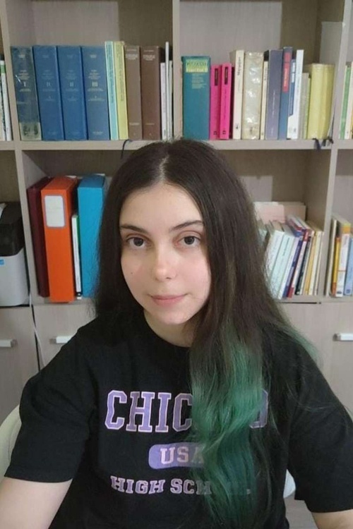 Giulia Trama